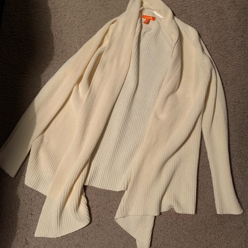 Sweater new without tags never worn